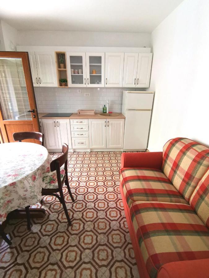Apartments Maris Garden Petrovac المظهر الخارجي الصورة