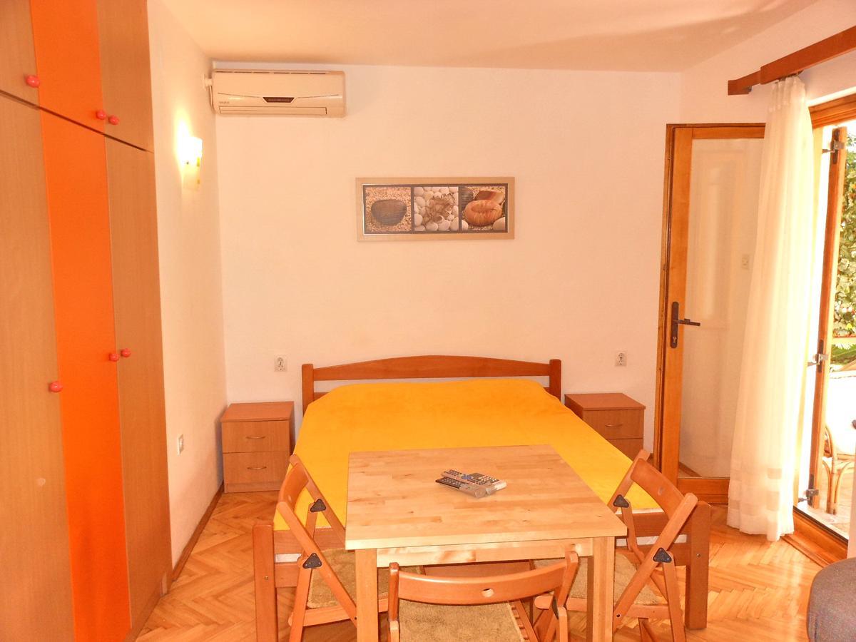 Apartments Maris Garden Petrovac المظهر الخارجي الصورة