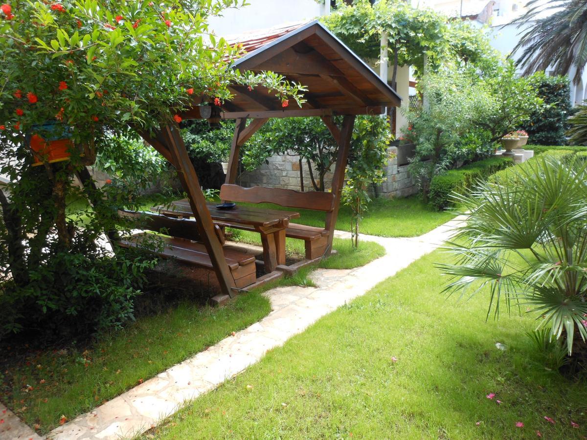 Apartments Maris Garden Petrovac المظهر الخارجي الصورة